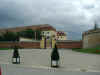 schlosshof01.jpg (69310 Byte)